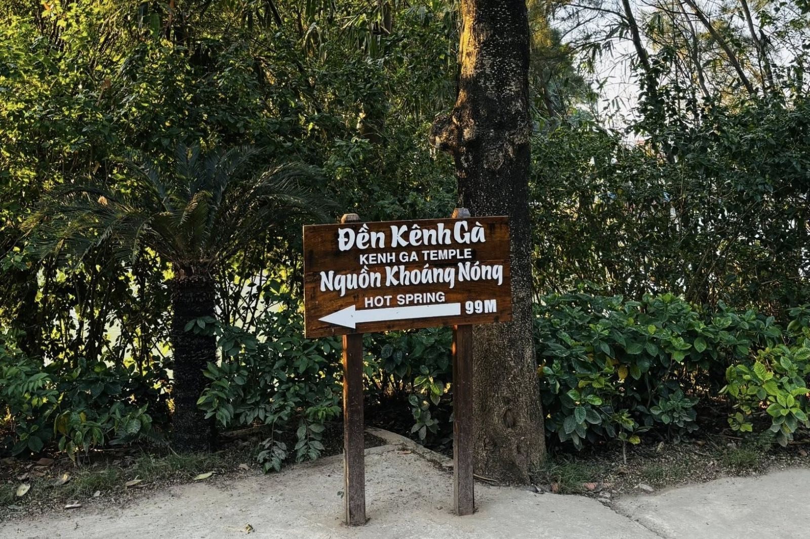 Suối khoáng nóng Kênh Gà, Ninh Bình