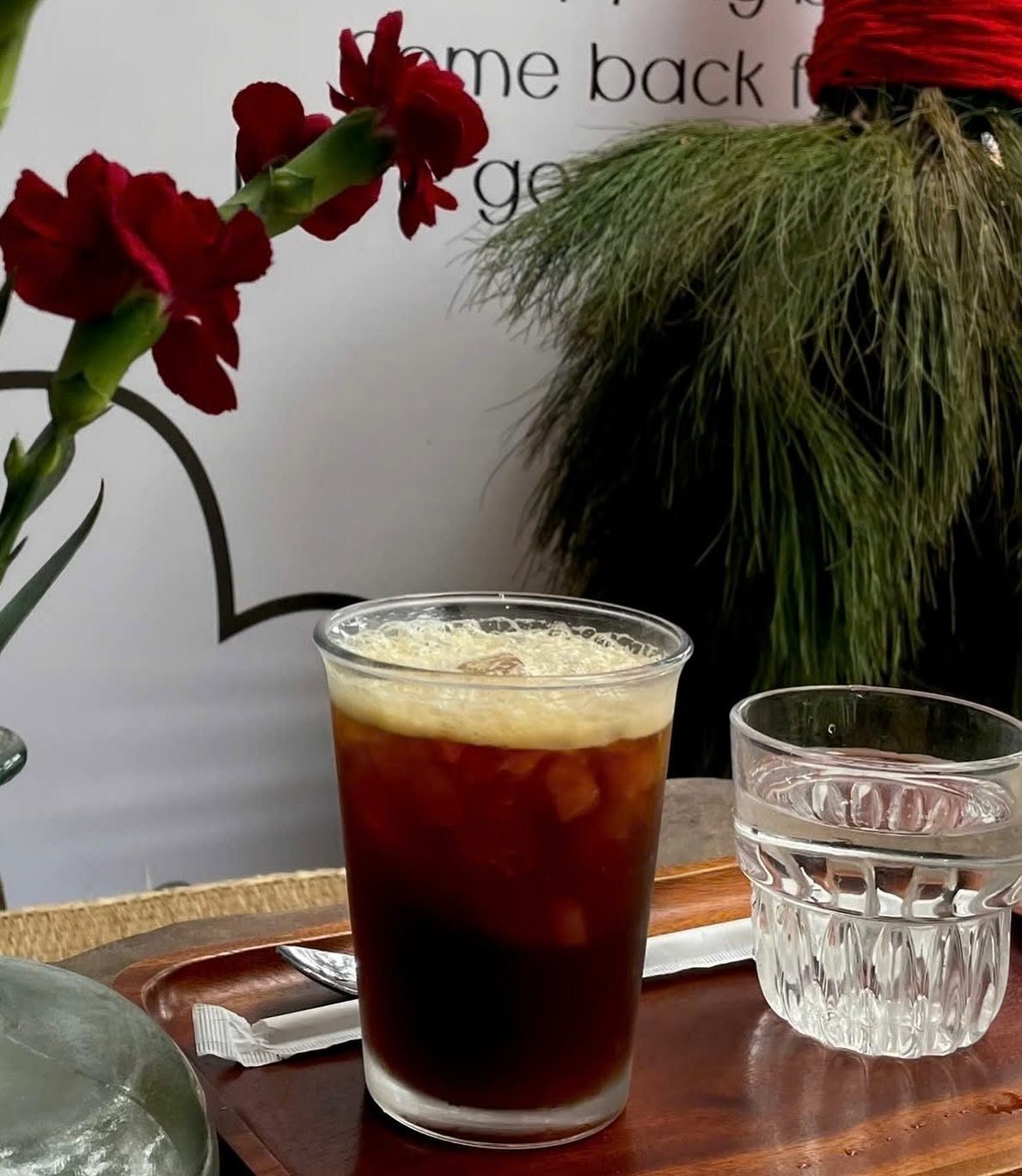 CờLau in the cloud - Coffee & Tea — một góc (ảnh từ fanpage CờLau in the cloud - Coffee & Tea)