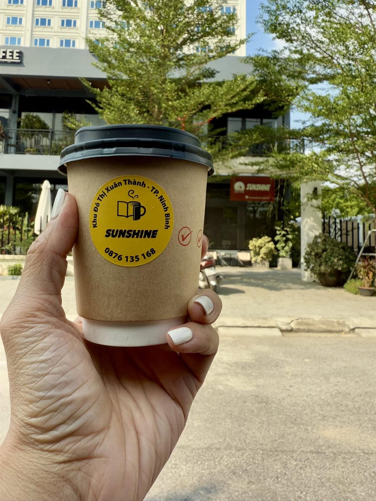 Sunshine Books Coffee — một góc (ảnh từ fanpage Sunshine Books Coffee NB (5,9k theo dõi))