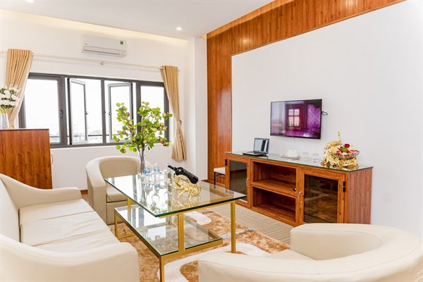 Phòng khách Suite Family — Khách sạn Bình An Nhiên Ninh Bình