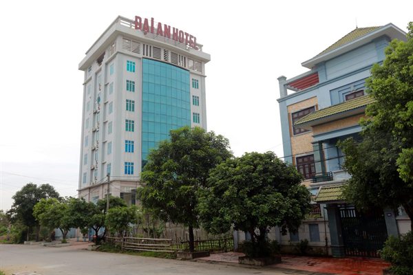 Mặt ngoài khách sạn — Khách sạn Đại An (Dai An Hotel Ninh Bình)